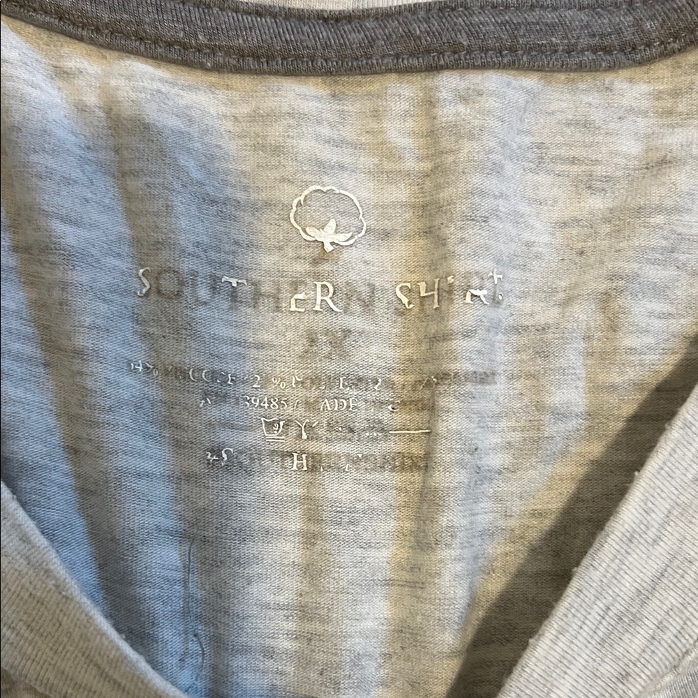 The Southern Shirt Company Light Gray Long Sleeve Henley - Picture 2 of 4